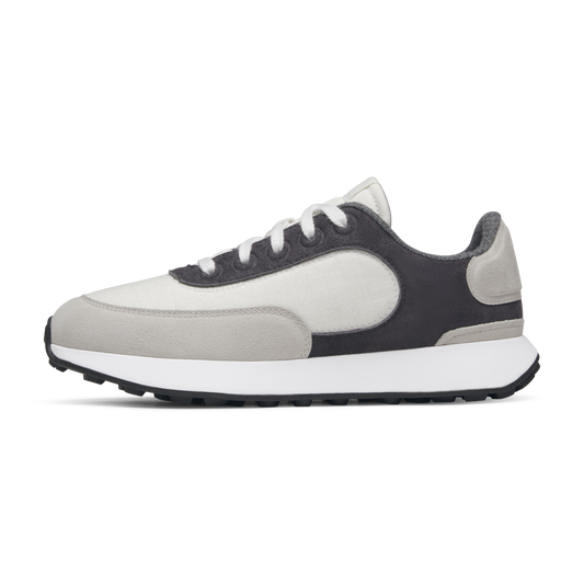 Apex Knit Runner Sneakers