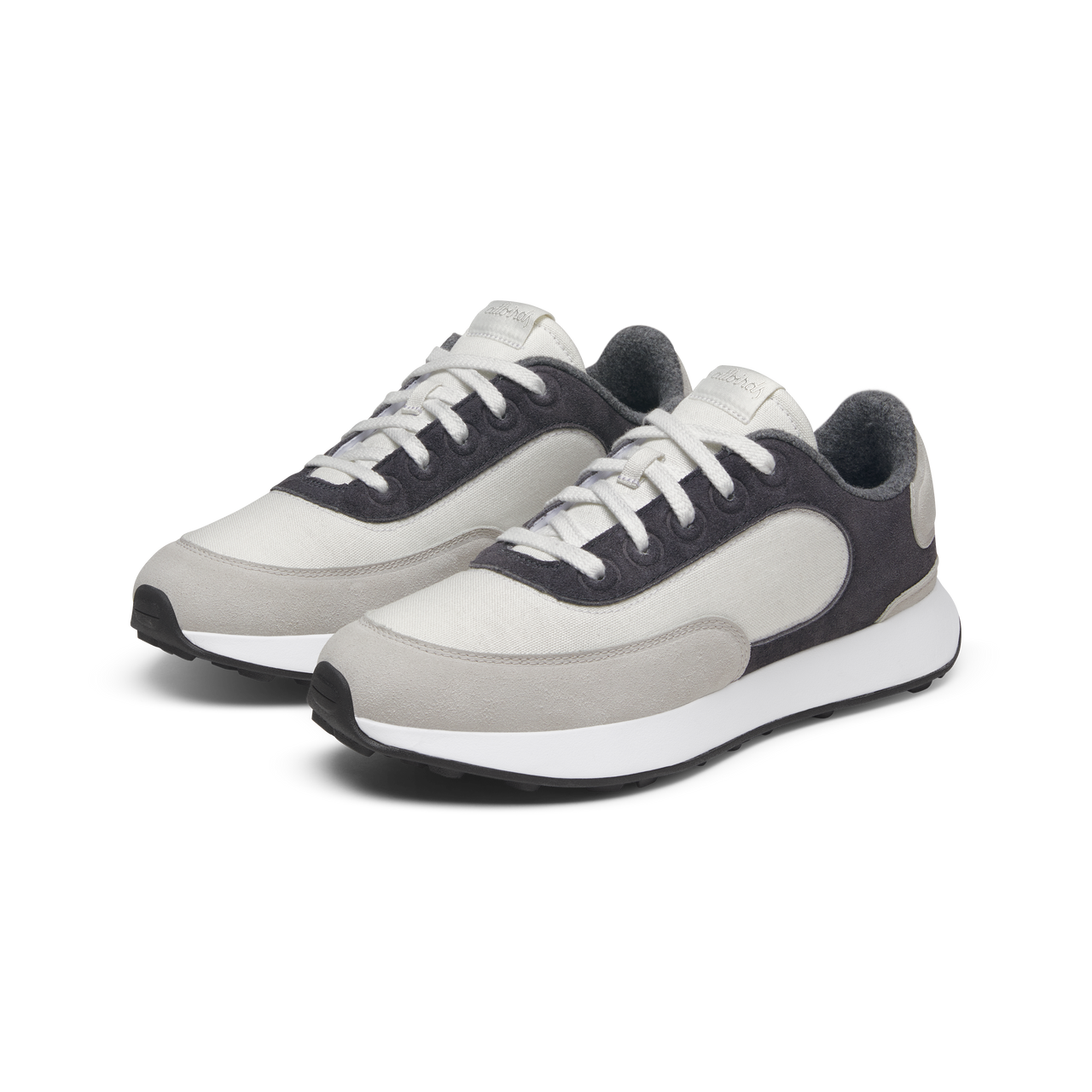 Apex Knit Runner Sneakers